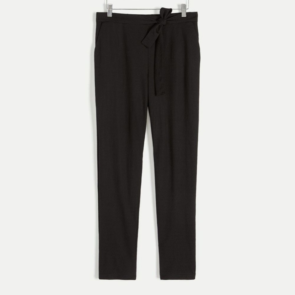 Slim leg, paper bag waist Black Pants size 18 TALL